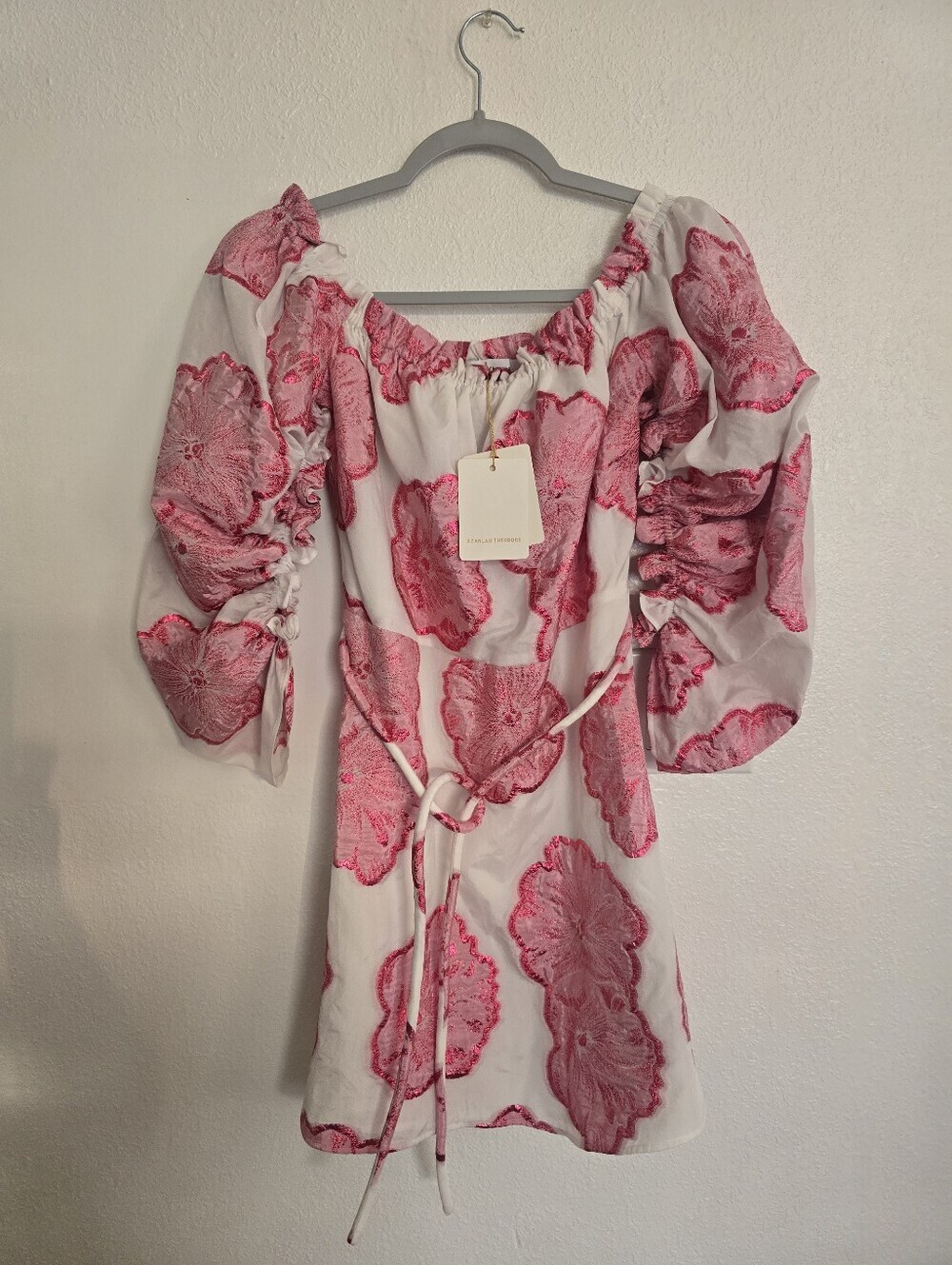 Scanlan Theodore Tinsel Floral Dress Pink And White Size 2